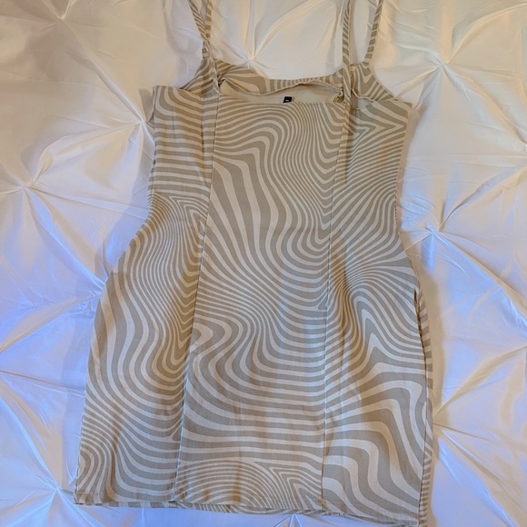 Dress H&M size M Color: Cream & brown - Picture 4 of 4